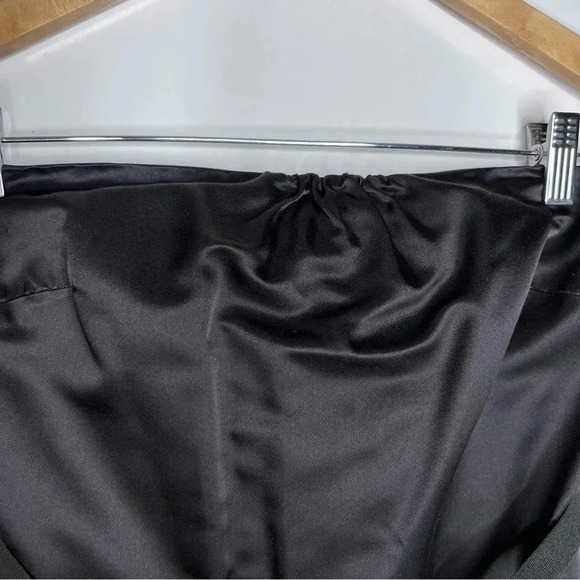 Vera Wang Black Silk Strapless Pocket Dress with Rhinestone Belt Size 4 - Picture 10 of 14